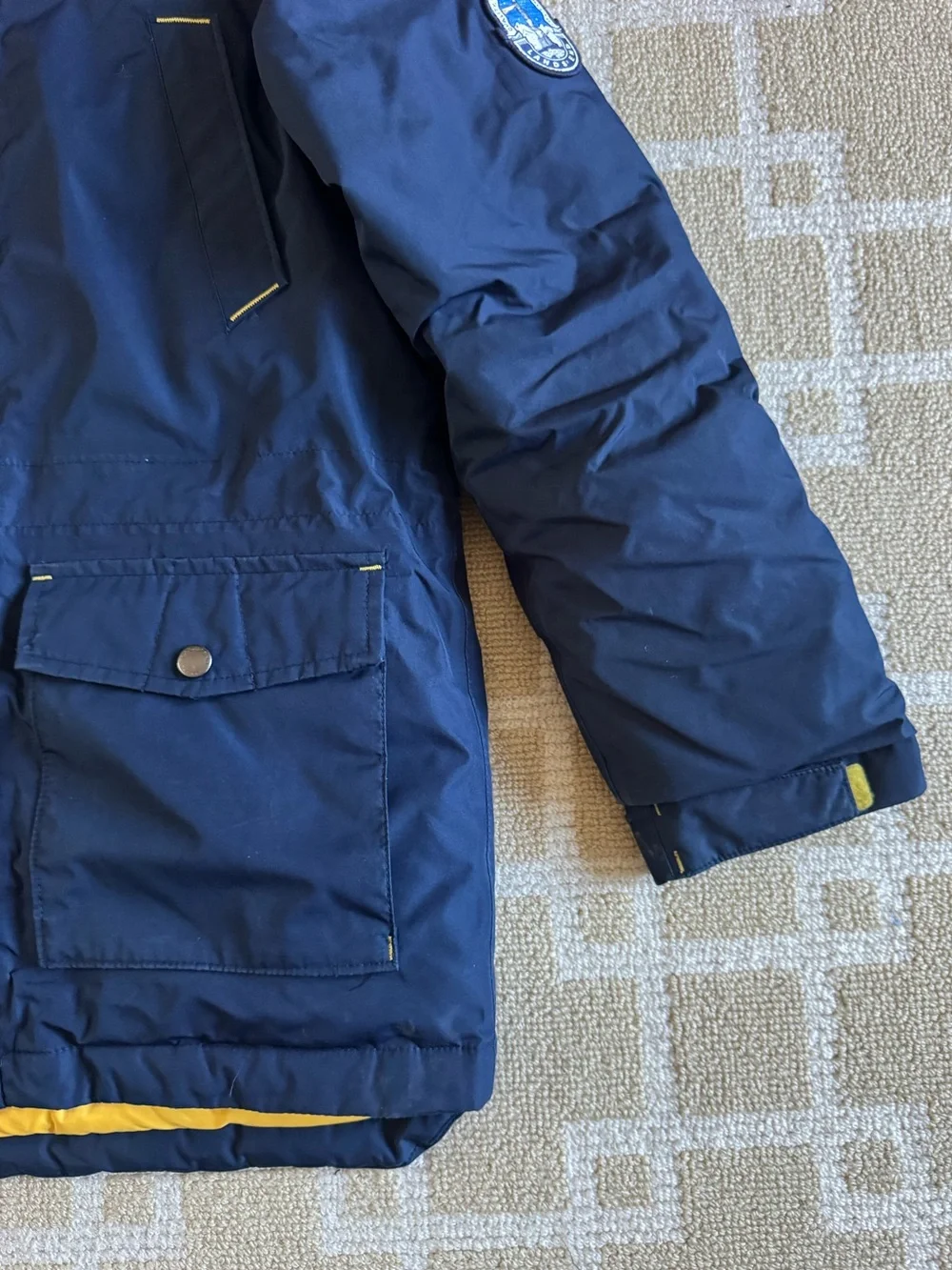 Lands’ End Kids Down Parka Sherpa Lined Hooded Coat Navy Yellow Medium 10-12